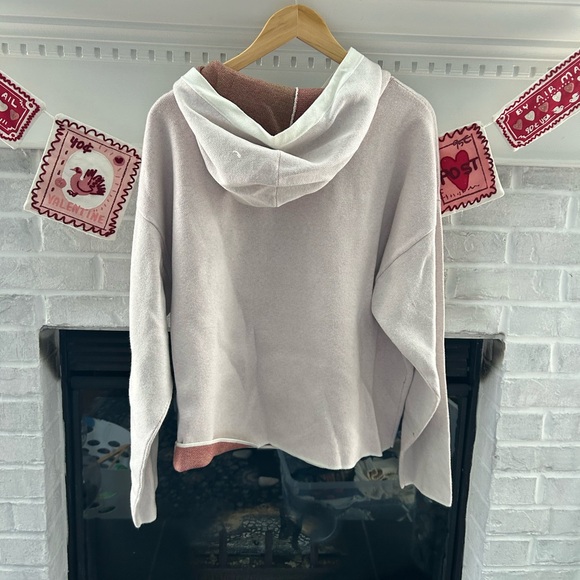 Kate Spade Target collab Cream Sweater with Red Strawberry XL NWT hood sweater - Picture 6 of 7